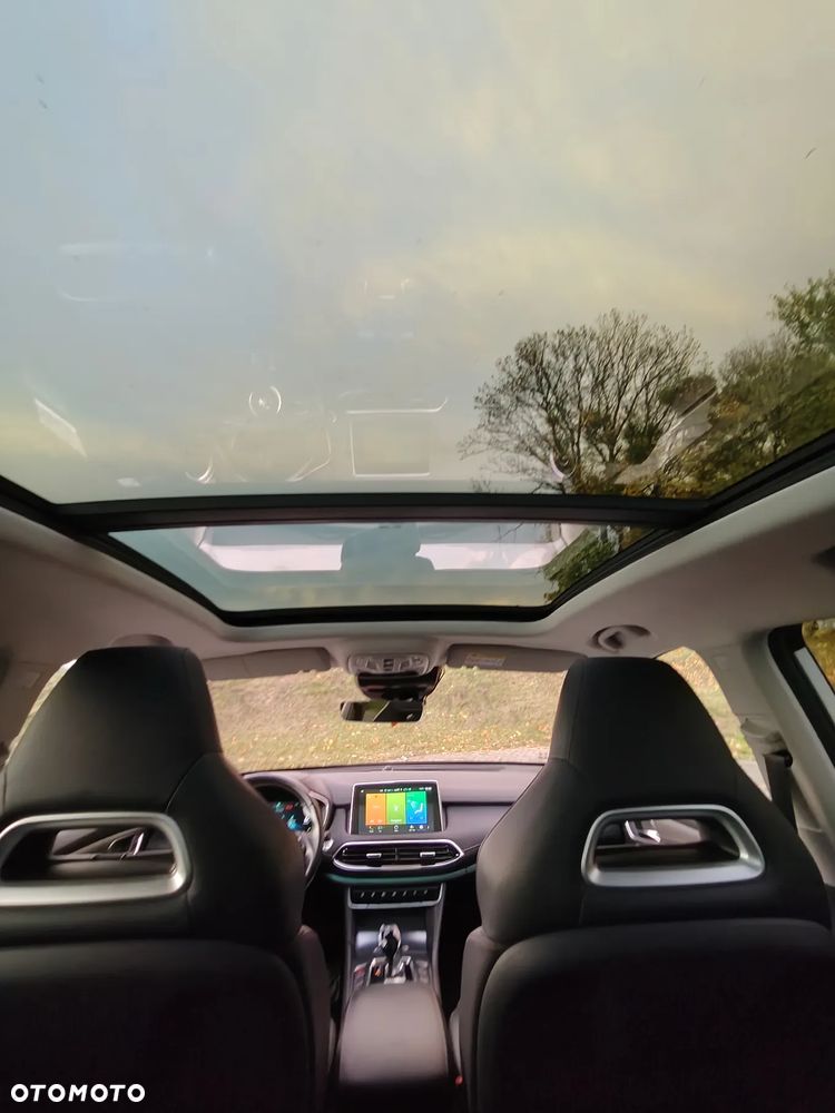 MG EHS PHEV Luxury - 17