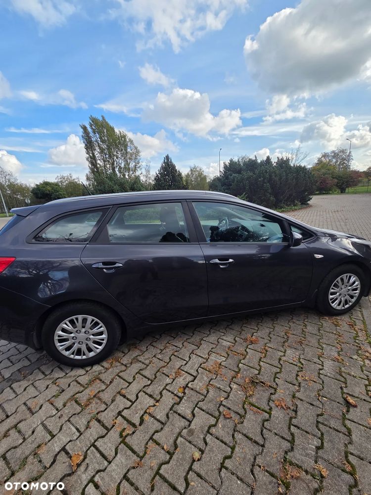 Kia Ceed - 6