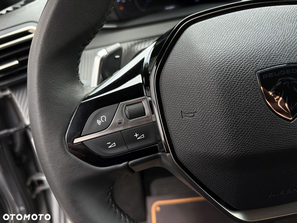 Peugeot 2008 1.2 PureTech Allure Pack S&S EAT8 - 23