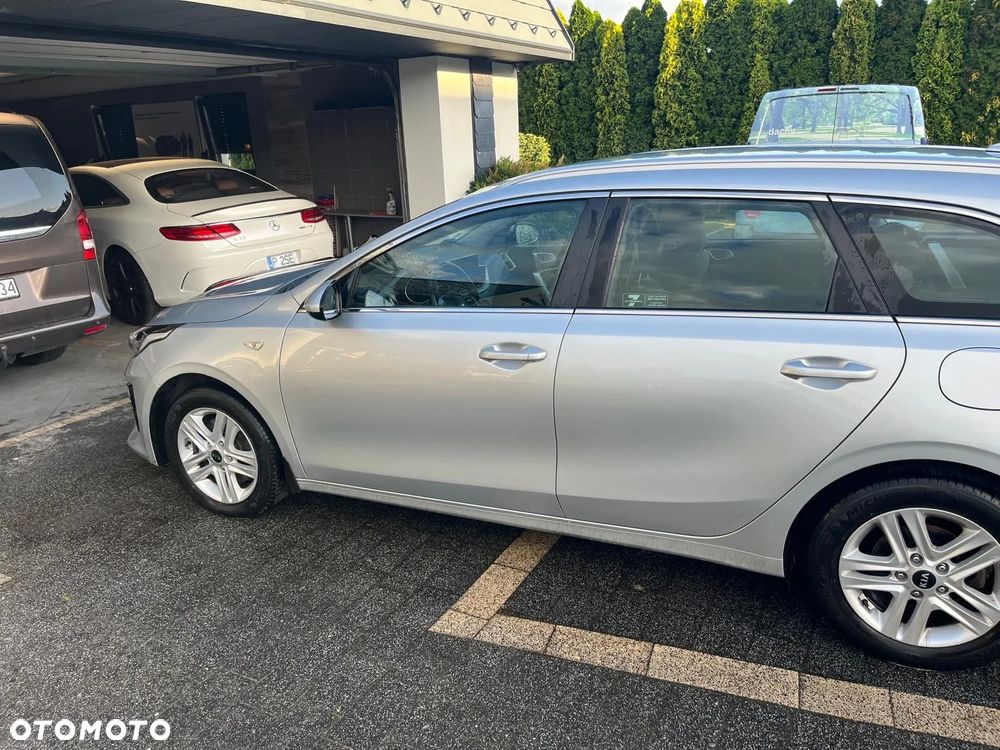 Kia Ceed 1.6 CRDi mHEV L DCT - 3