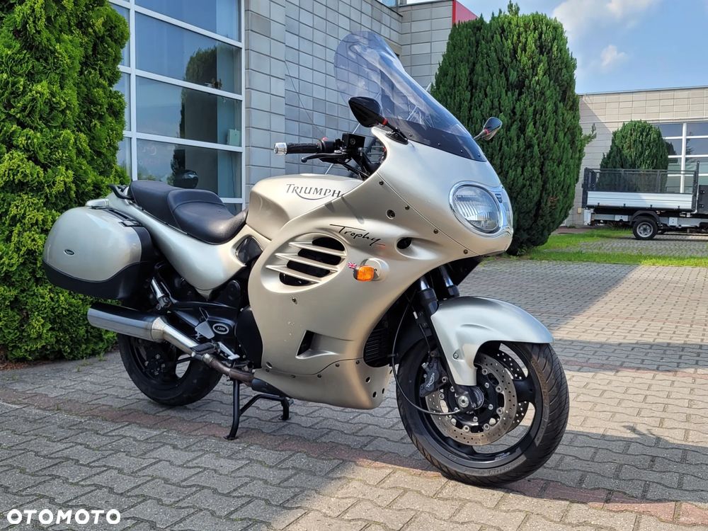 Triumph Trophy - 3