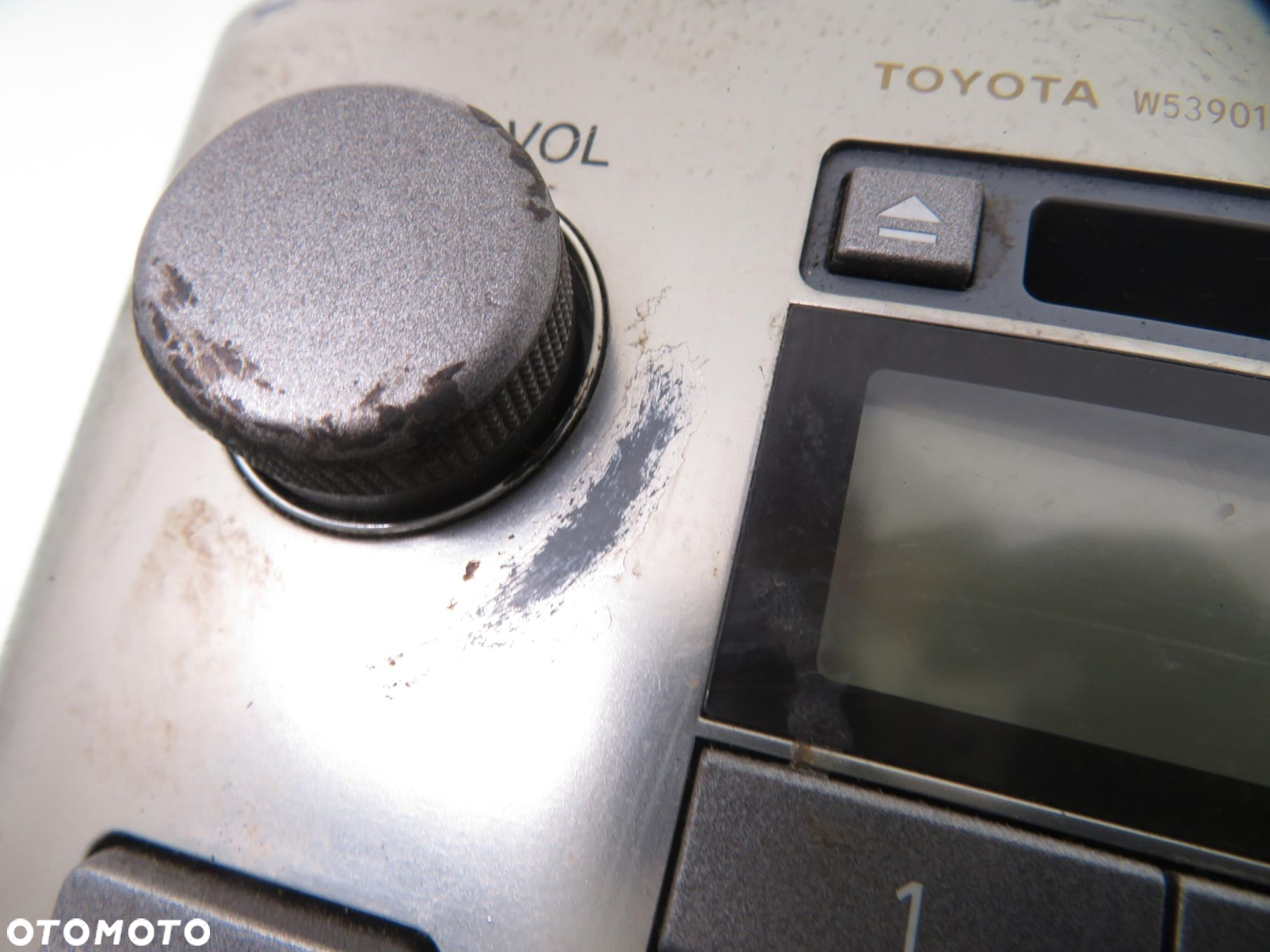 RADIO TOYOTA AVENSIS II T25 8612005080 5590205050F - 8