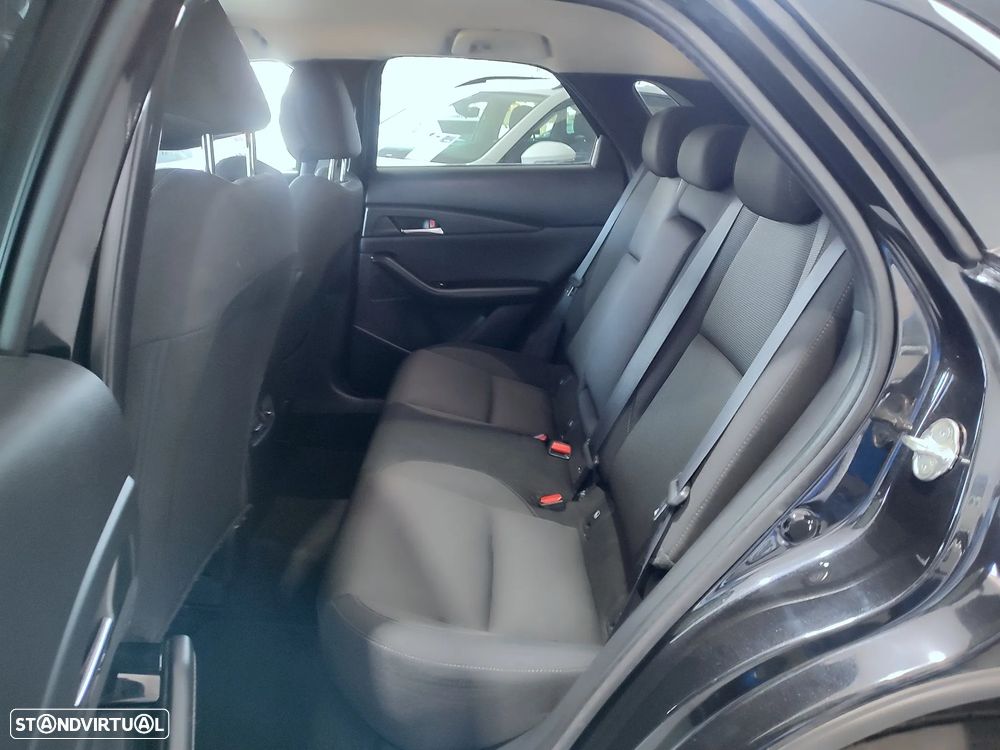 Mazda CX-30 2.0 Sky-G Evolve i-Active - 8