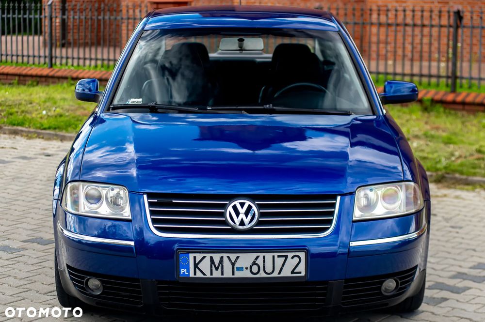 Volkswagen Passat 1.9 TDI 4Mot Highline - 5