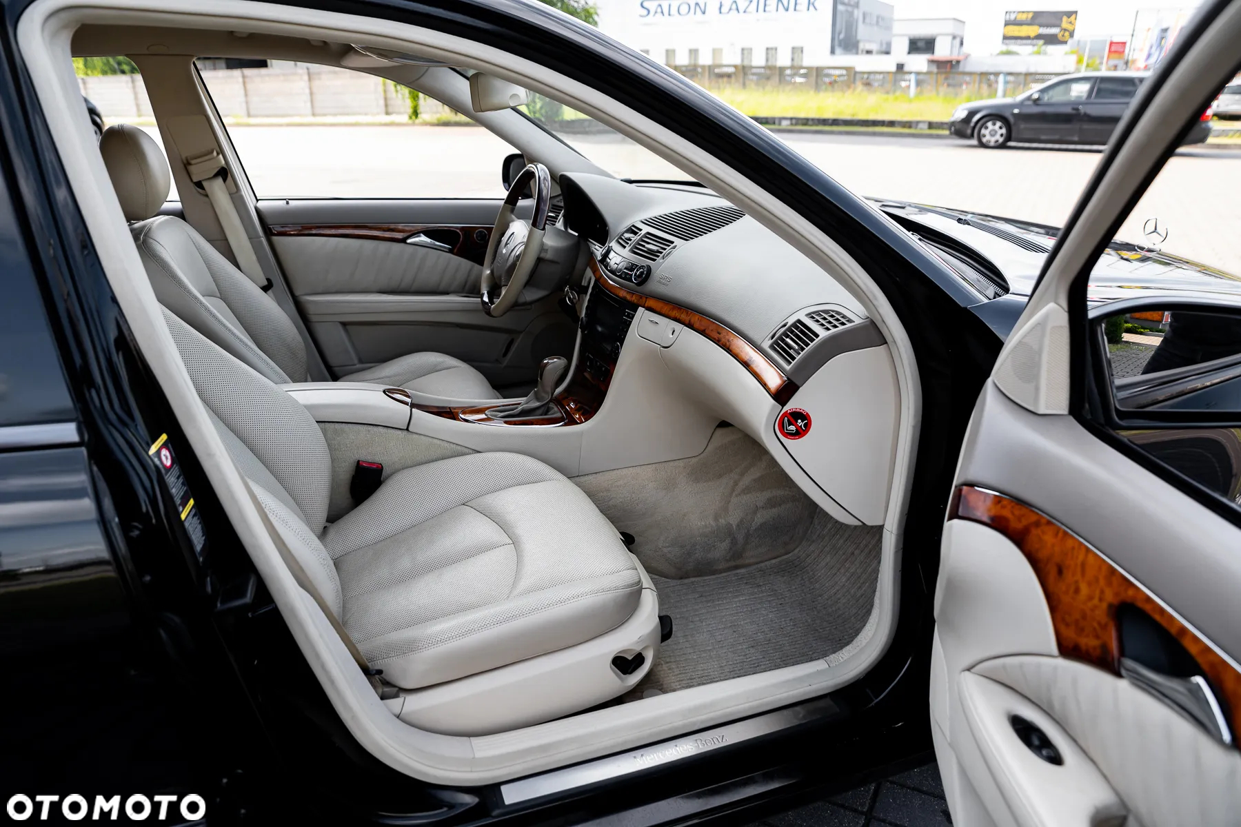 Mercedes-Benz Klasa E 320 Avantgarde - 25