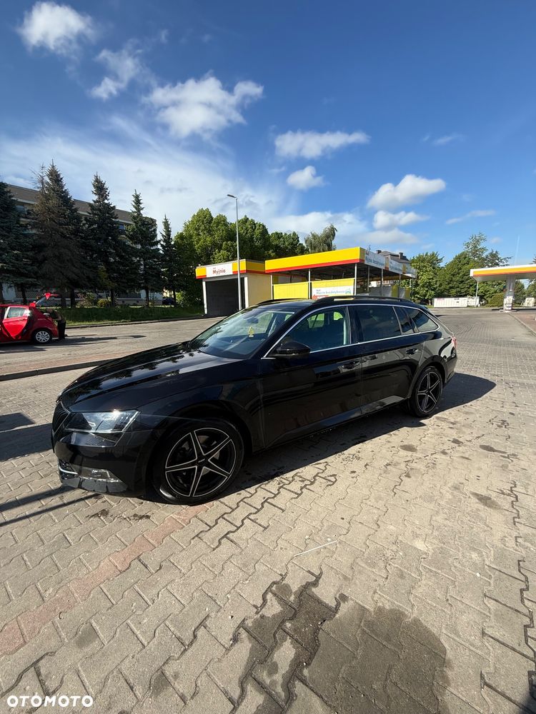 Skoda Superb 2.0 TDI Active DSG - 2