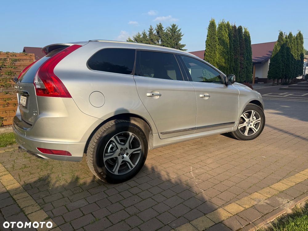 Volvo XC 60 T6 AWD Momentum - 15