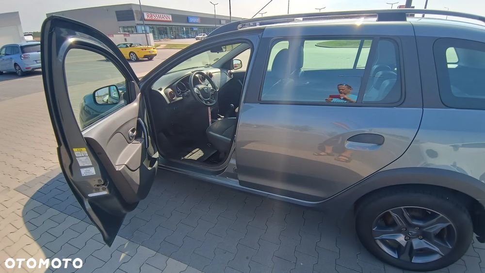 Dacia Logan MCV 0.9 TCe Stepway S&S - 4