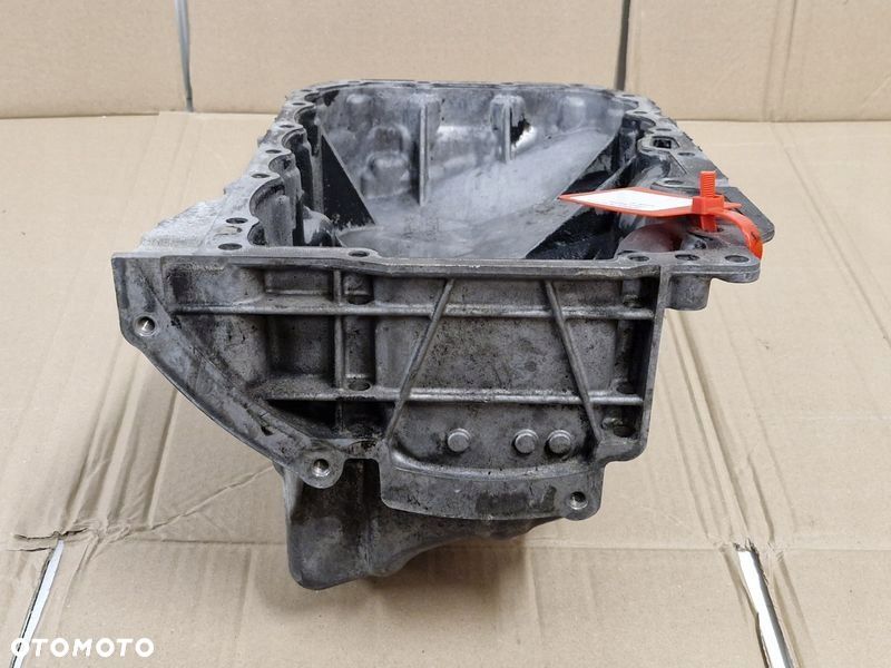 BMW X1 E84 F20 F21 2.0 D MISKA OLEJOWA 8510206 - 6