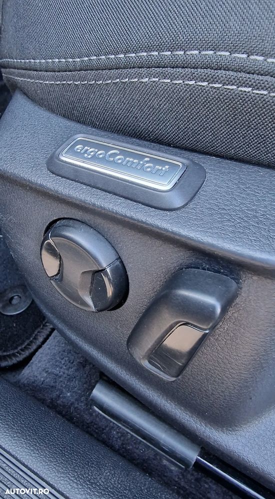 Volkswagen Passat Variant 2.0 TDI Comfortline - 17