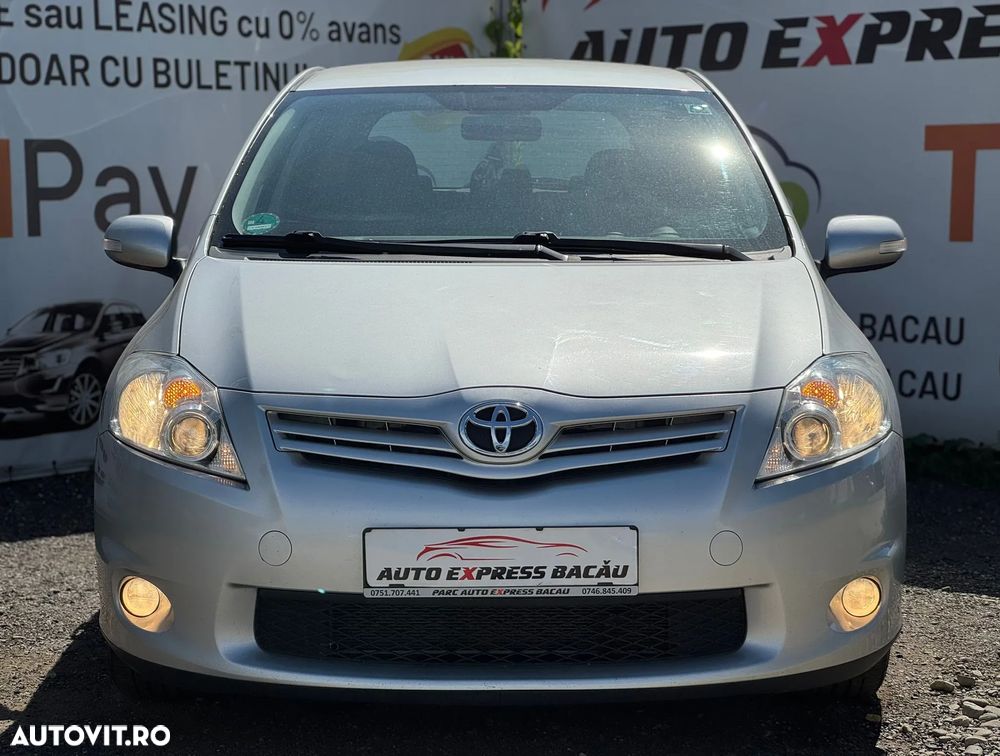 Toyota Auris 2.0 D-4D DPF Sol - 10