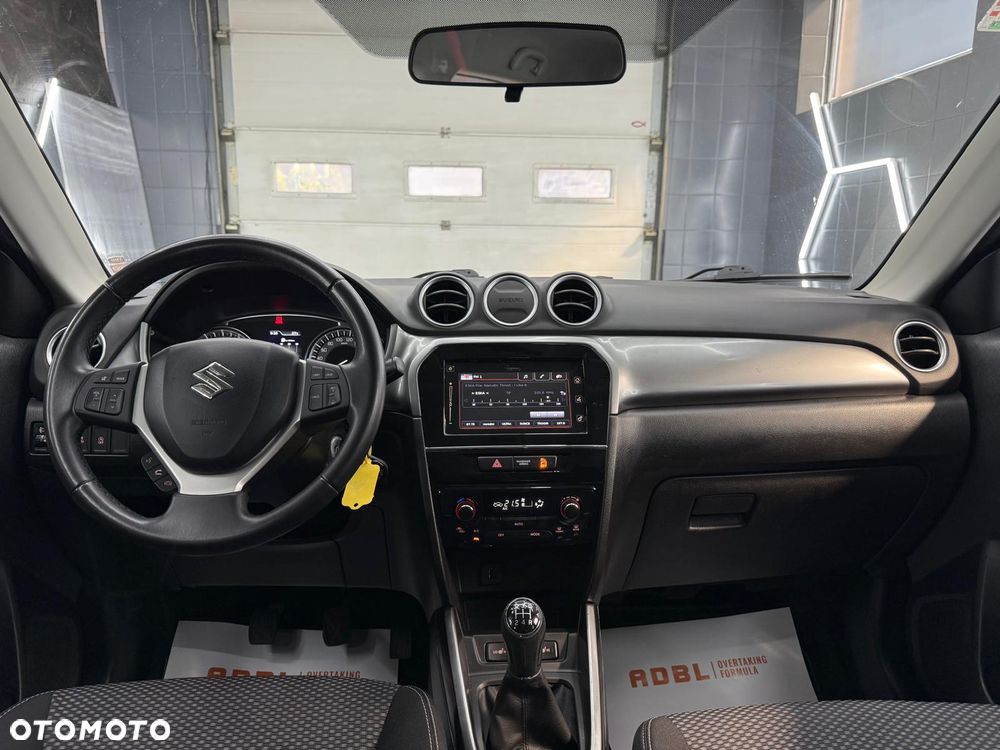 Suzuki Vitara 1.0 Boosterjet Comfort 2WD - 16