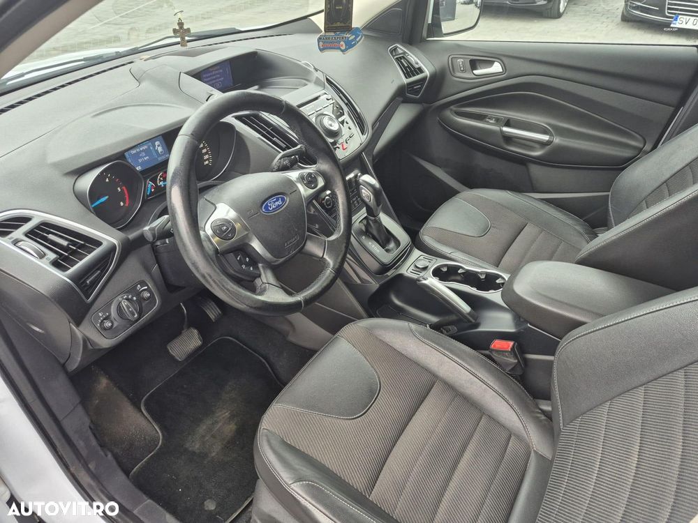 Ford Kuga - 9