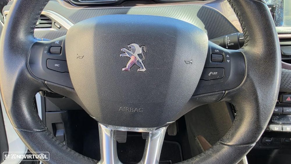 Peugeot 2008 1.6 e-HDi Allure - 18