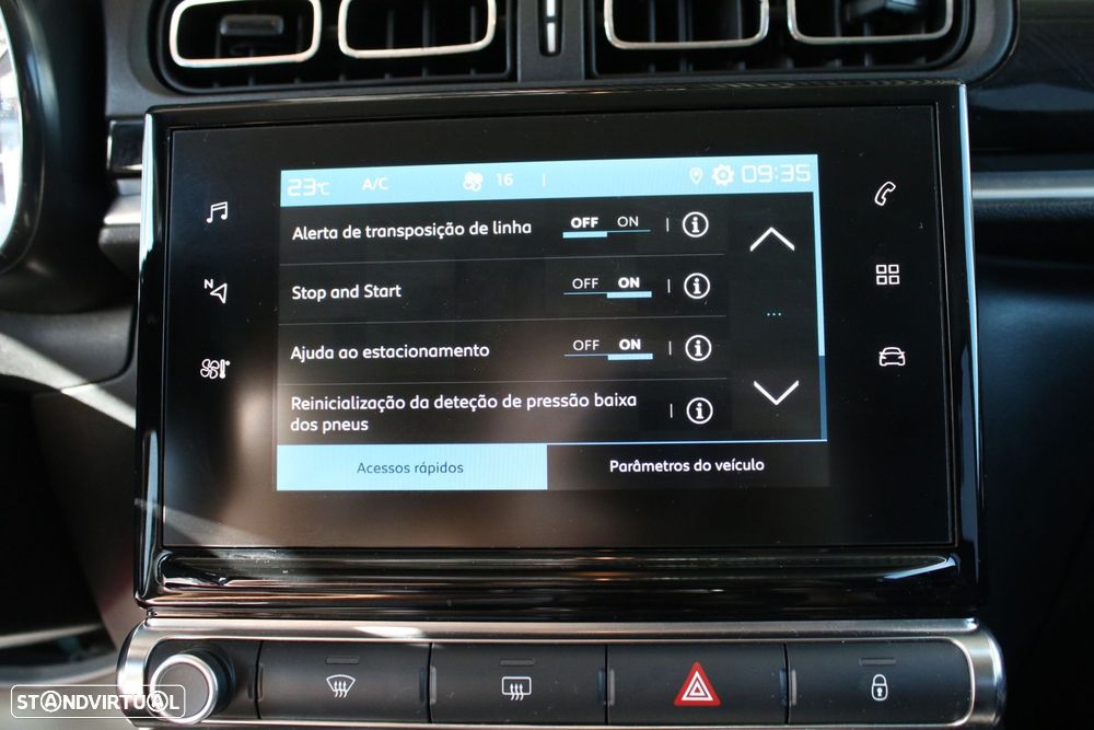 Citroën C3 1.2 PureTech Shine - 11