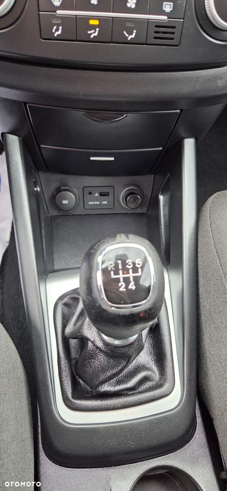 Kia Ceed 1.4 CVVT Dream-Team Edition - 27