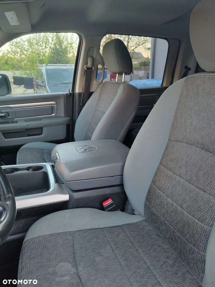 Dodge RAM 1500 5.7 4x4 - 9