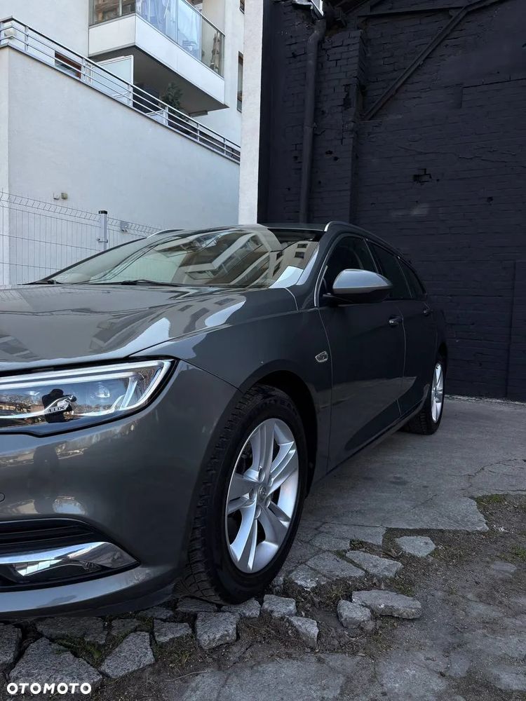 Opel Insignia - 1