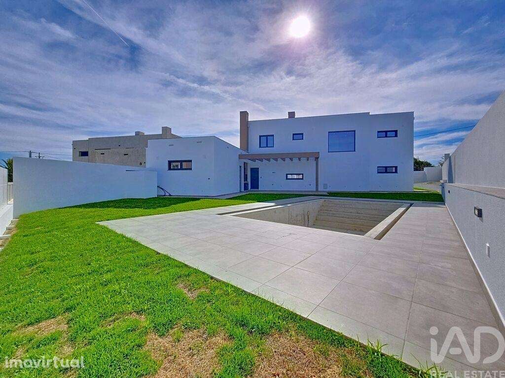 Casa / Villa T4 em Silveira de 238,00 m2 - Grande imagem: 3/30