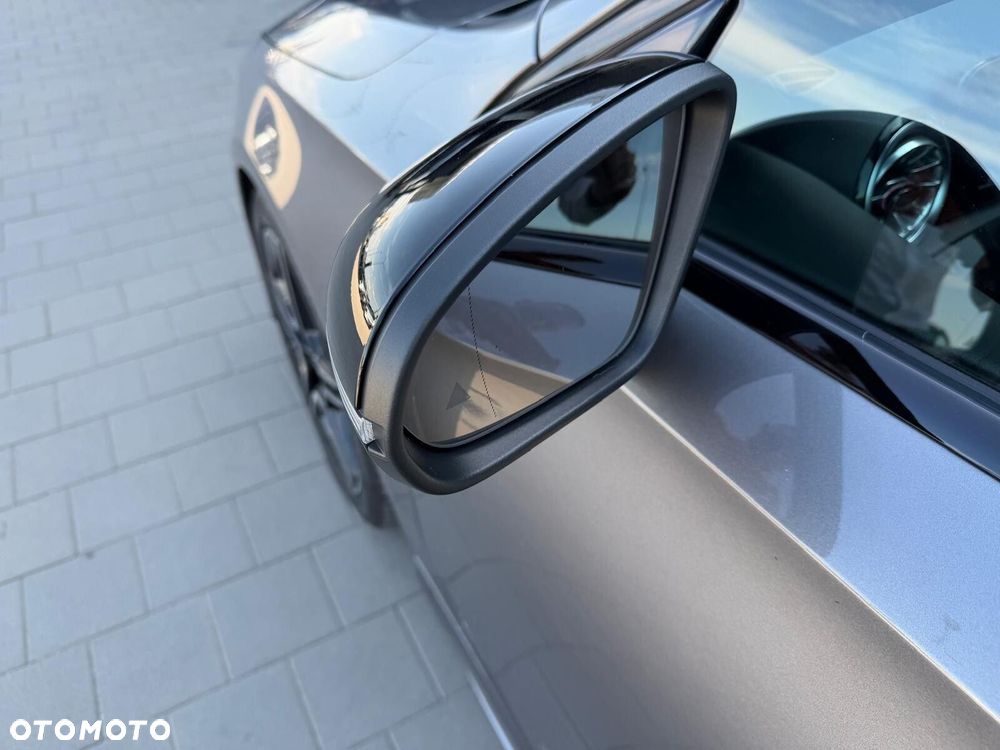 Mercedes-Benz Klasa A 220 4-Matic AMG Line 7G-DCT - 14
