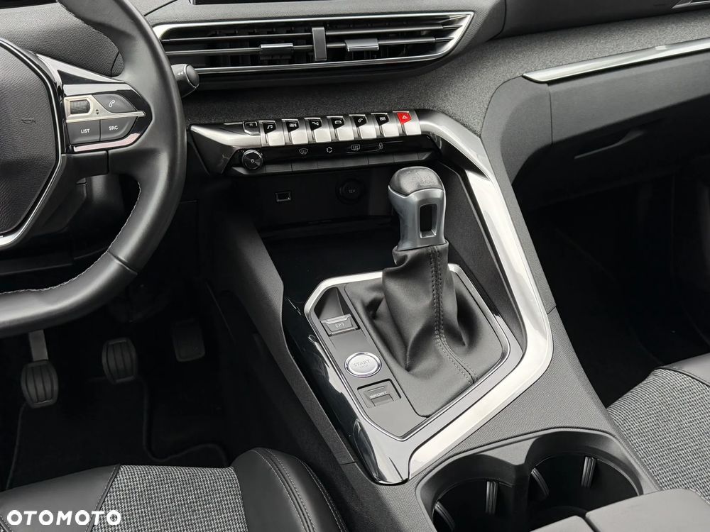 Peugeot 5008 2.0 BlueHDi Allure 7os - 19