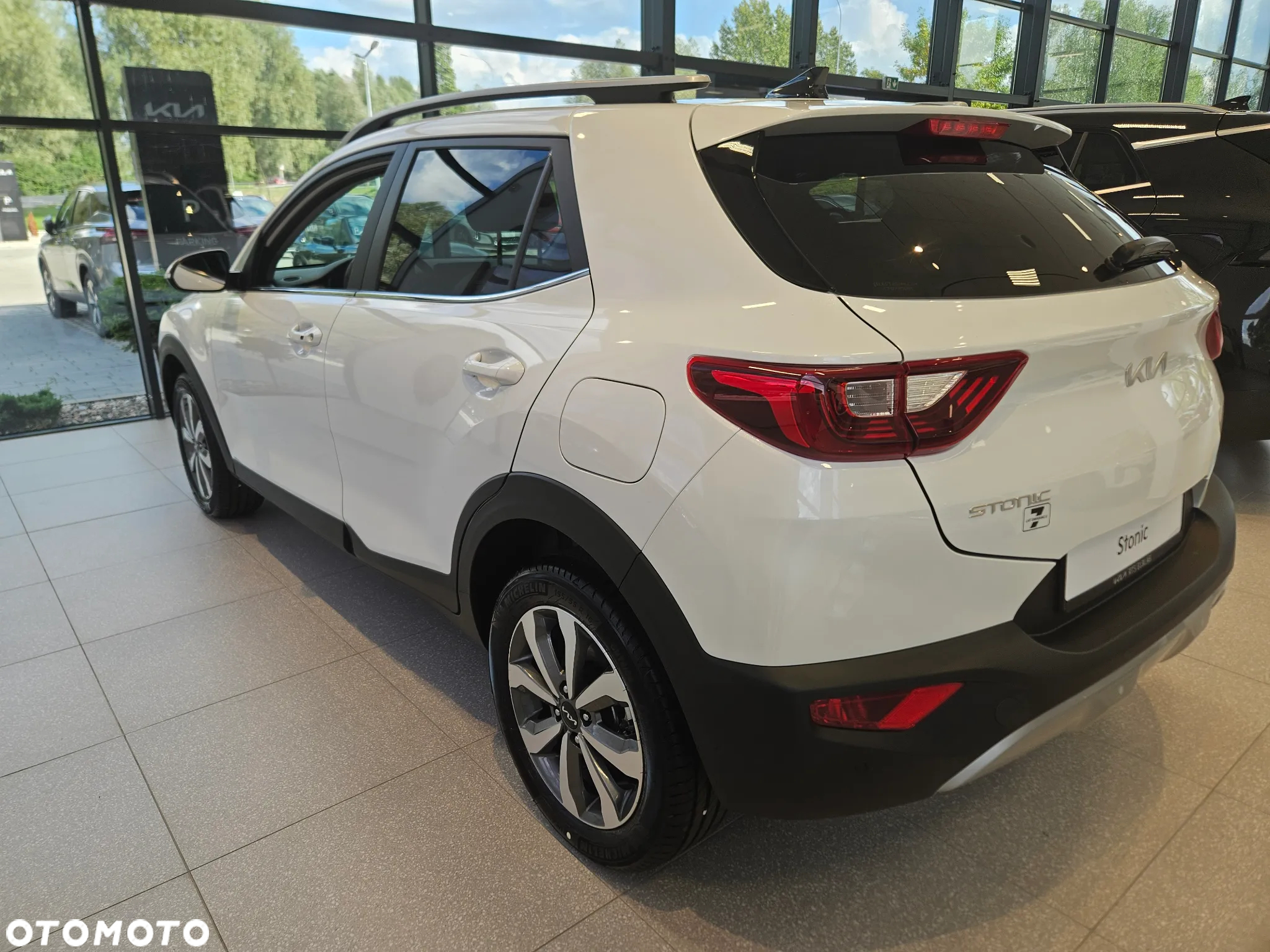 Kia Stonic 1.2 M - 4