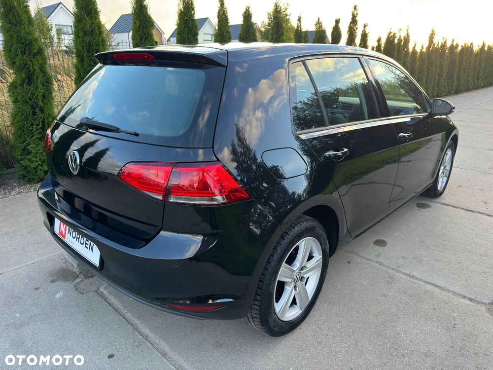Volkswagen Golf 1.2 TSI BMT Start - 3