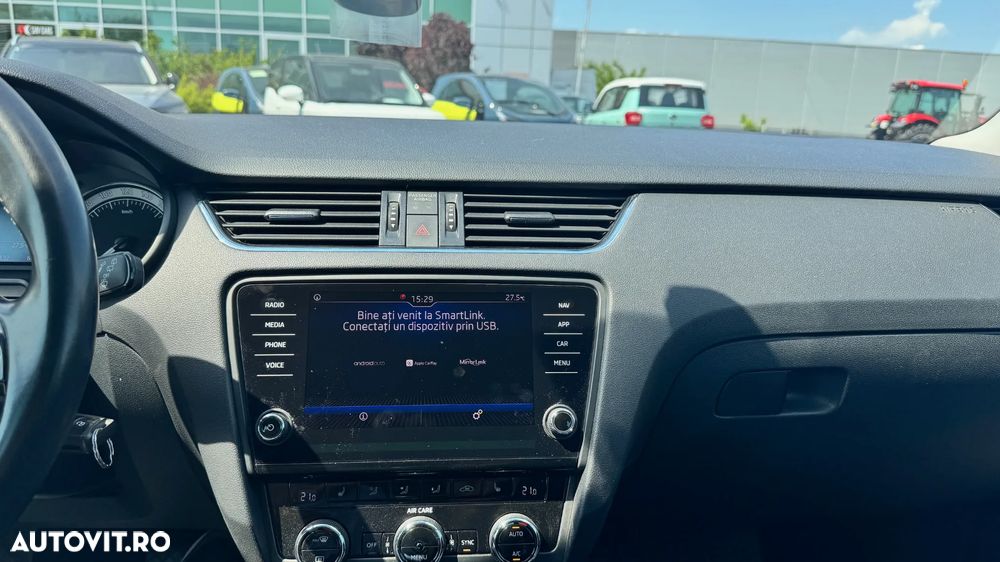 Skoda Octavia 2.0 TDI DSG Style - 10