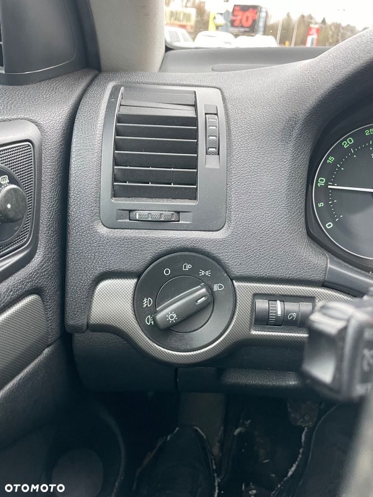 Skoda Octavia 2.0 TDI DPF Team Edition - 19