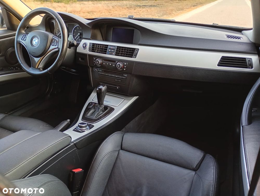 BMW Seria 3 320i Edition Exclusive - 25