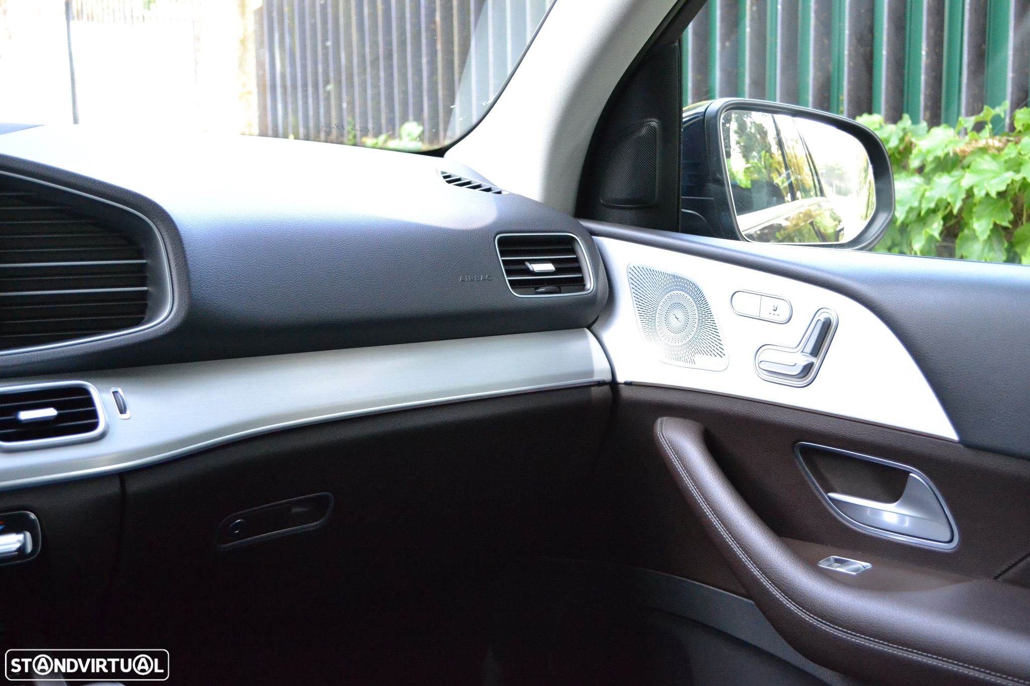 Mercedes-Benz GLE 350 e 4Matic - 25