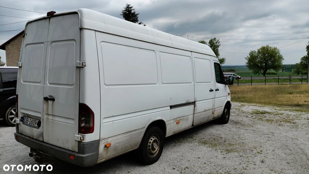 Mercedes-Benz Sprinter - 8