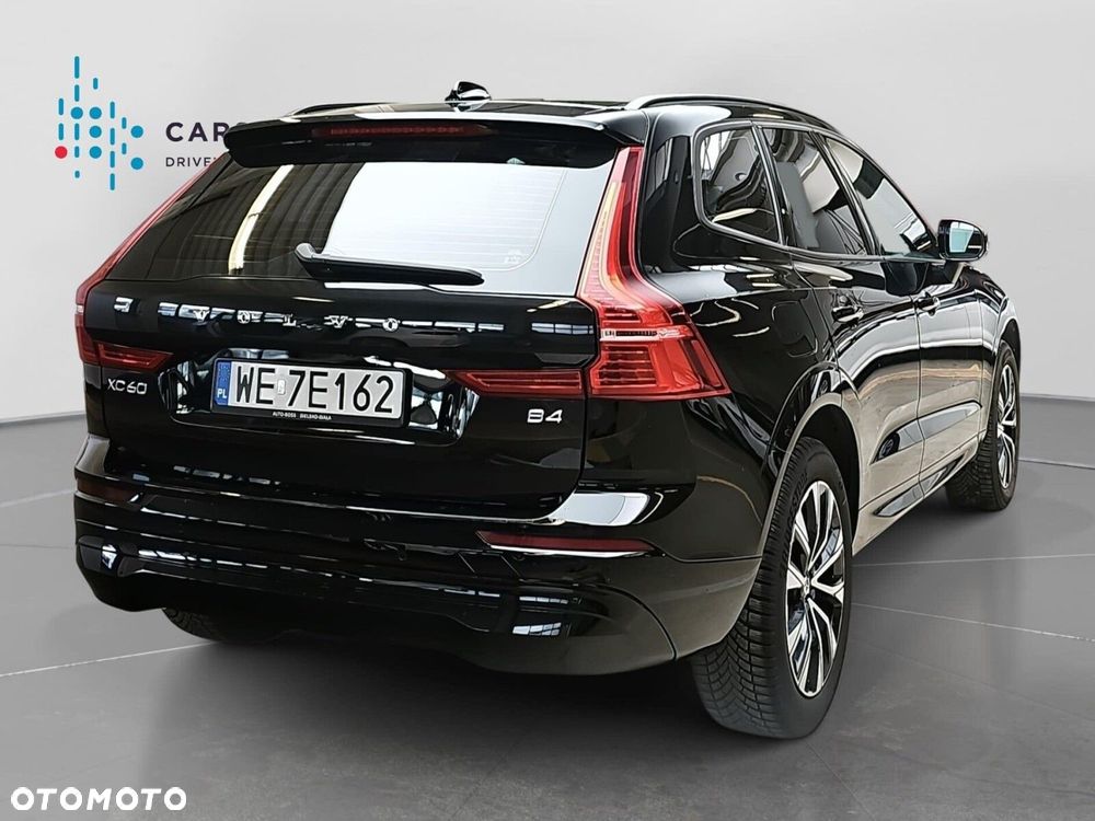 Volvo XC 60 B4 B Essential - 25