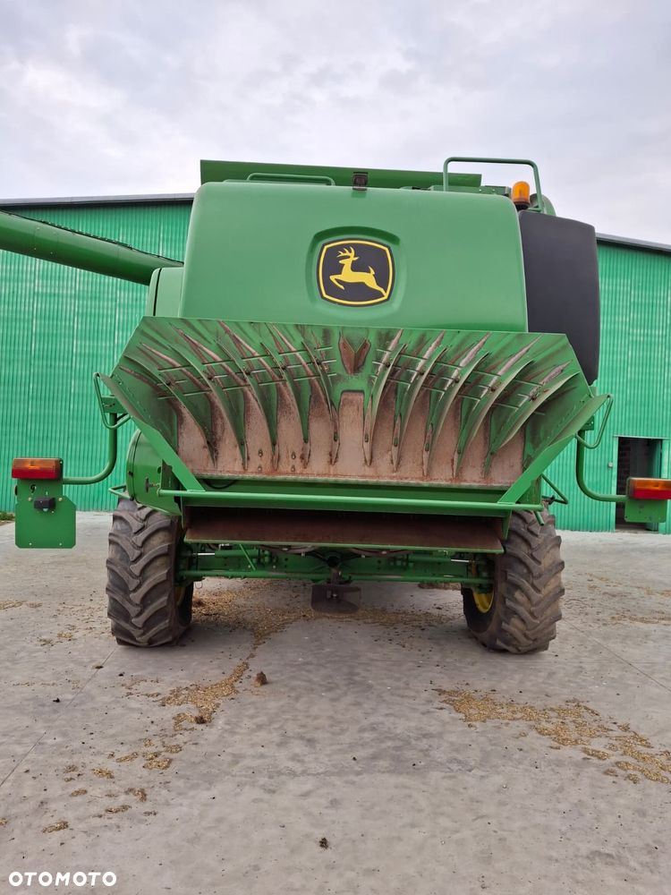 John Deere T670 - 3