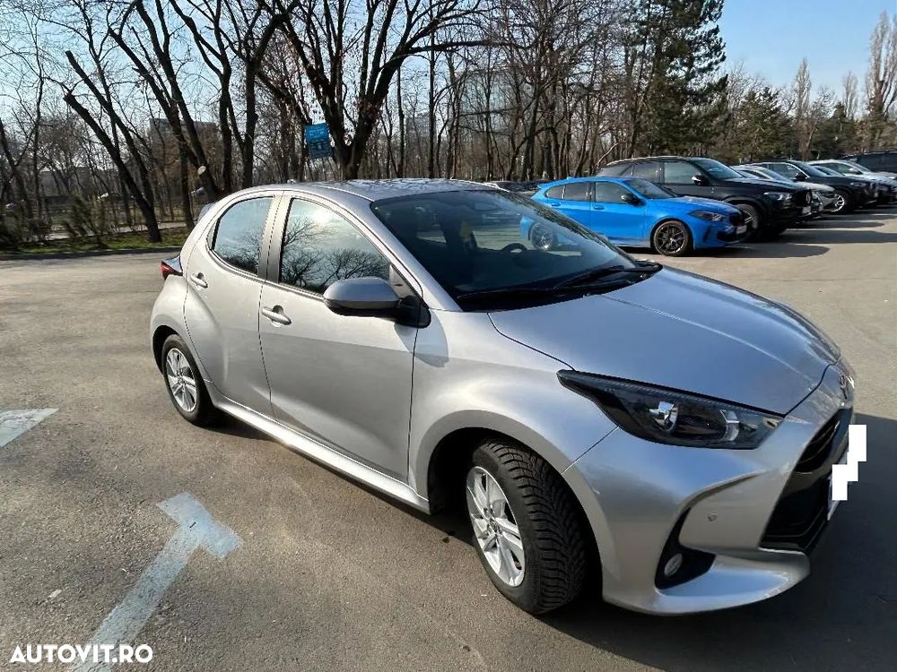 Toyota Yaris - 1