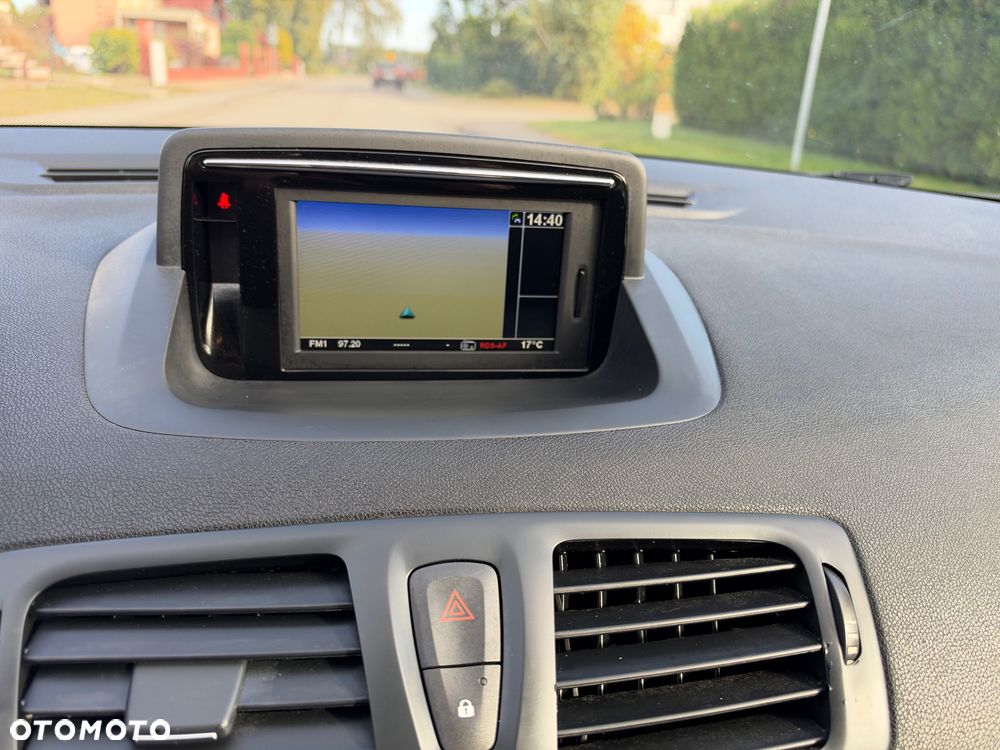Renault Megane ENERGY dCi 110 Start & Stop Paris Business - 15