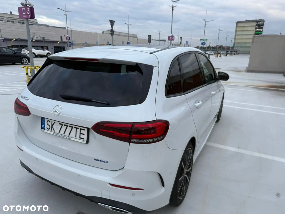 Mercedes-Benz Klasa B 200 d AMG Line 8G-DCT - 2