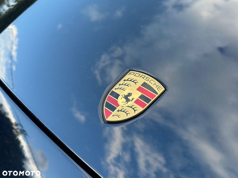 Porsche Cayenne S Platinum Edition - 15