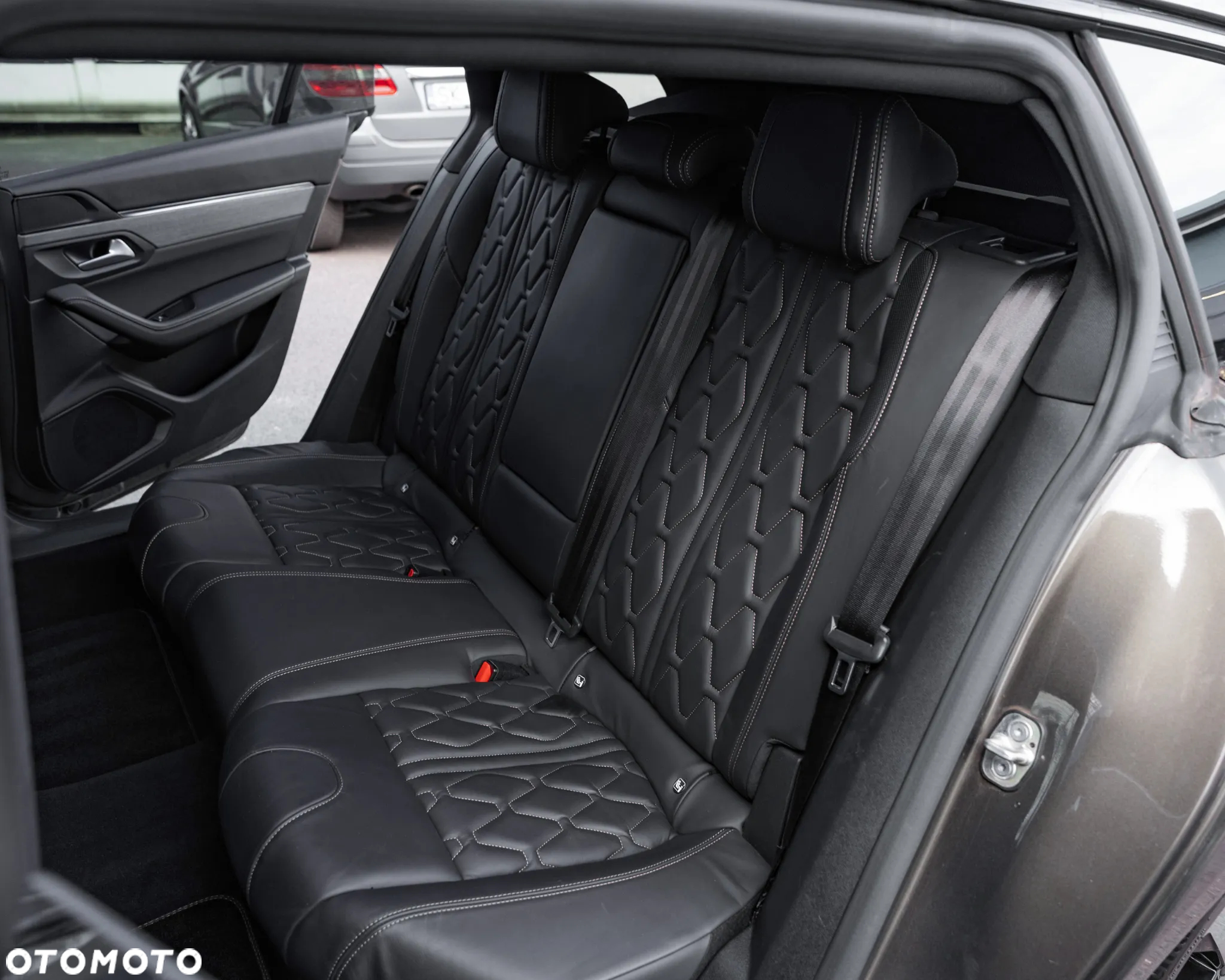 Peugeot 508 1.6 PureTech GT Pack S&S EAT8 - 17