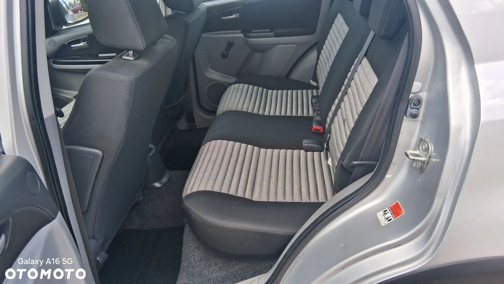 Suzuki SX4 1.6 VVT 4x4 Comfort - 17