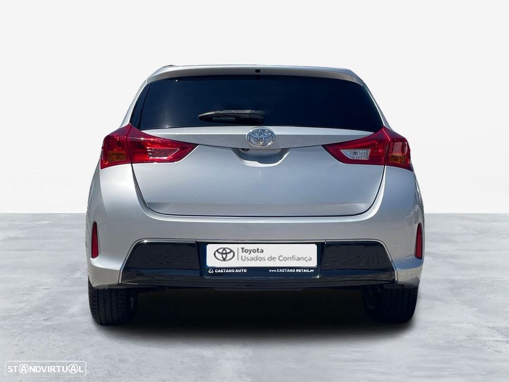 Toyota Auris 1.4 D-4D Comfort+Pack Sport - 4