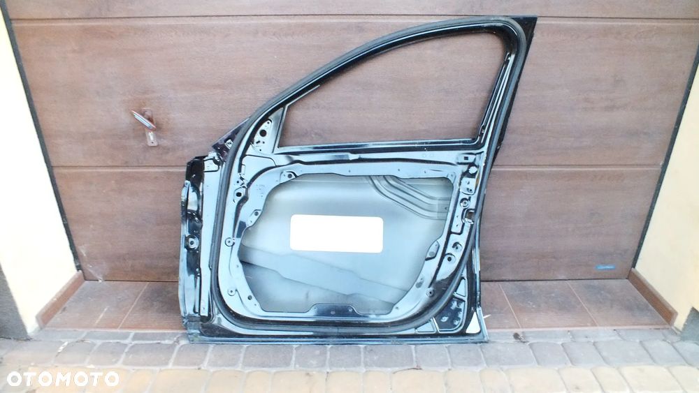 Drzwi przednie prawe Mercedes W205 C klasa - 12