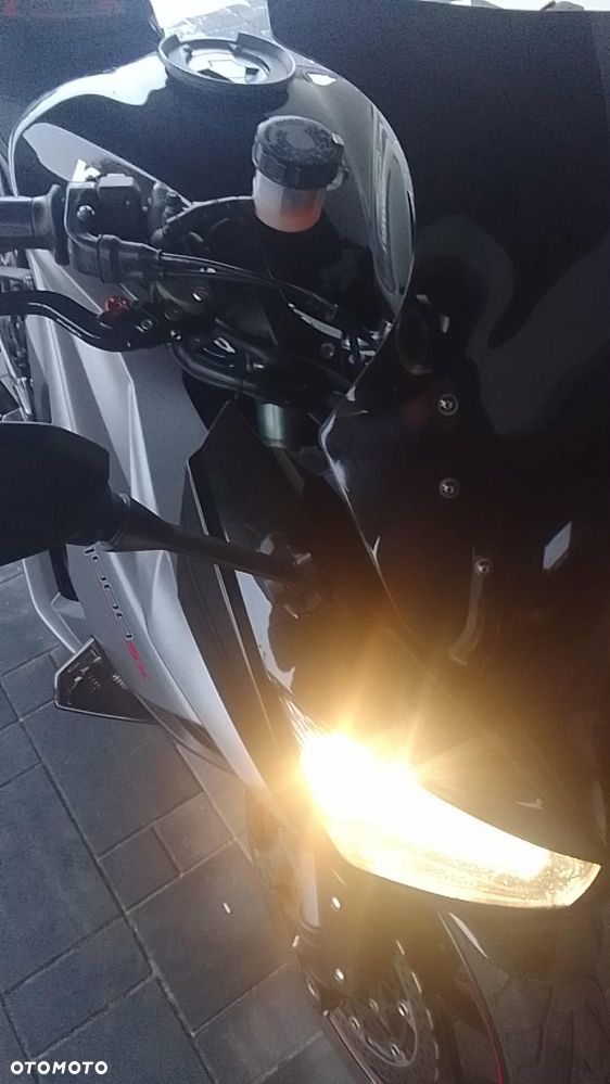 Kawasaki Ninja 1000 SX - 8