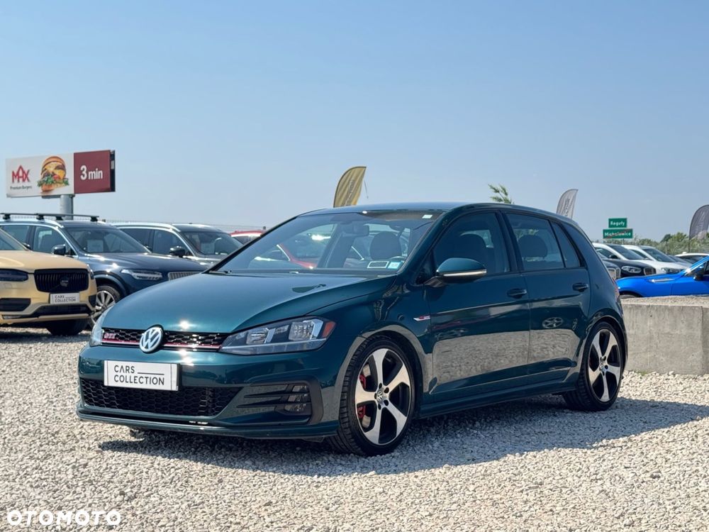 Volkswagen Golf - 9