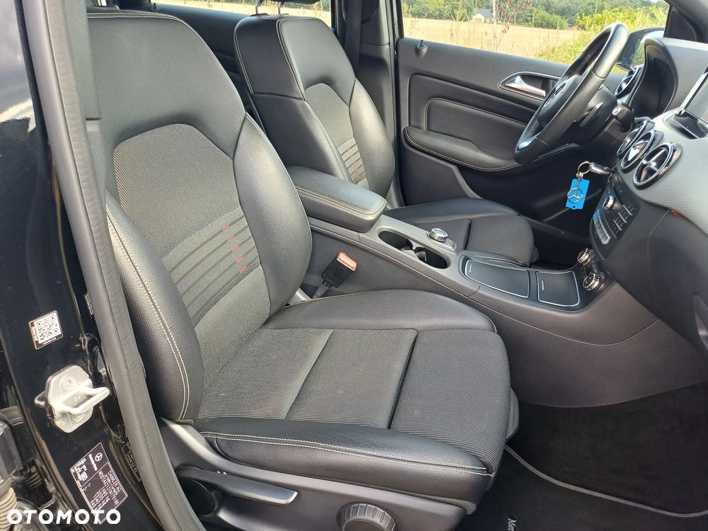 Mercedes-Benz Klasa B 180 (CDI) d 7G-DCT Urban - 18