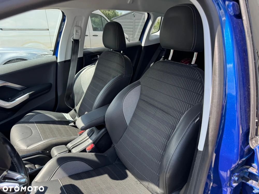 Peugeot 2008 PureTech 130 Stop&Start EAT6 Allure - 6