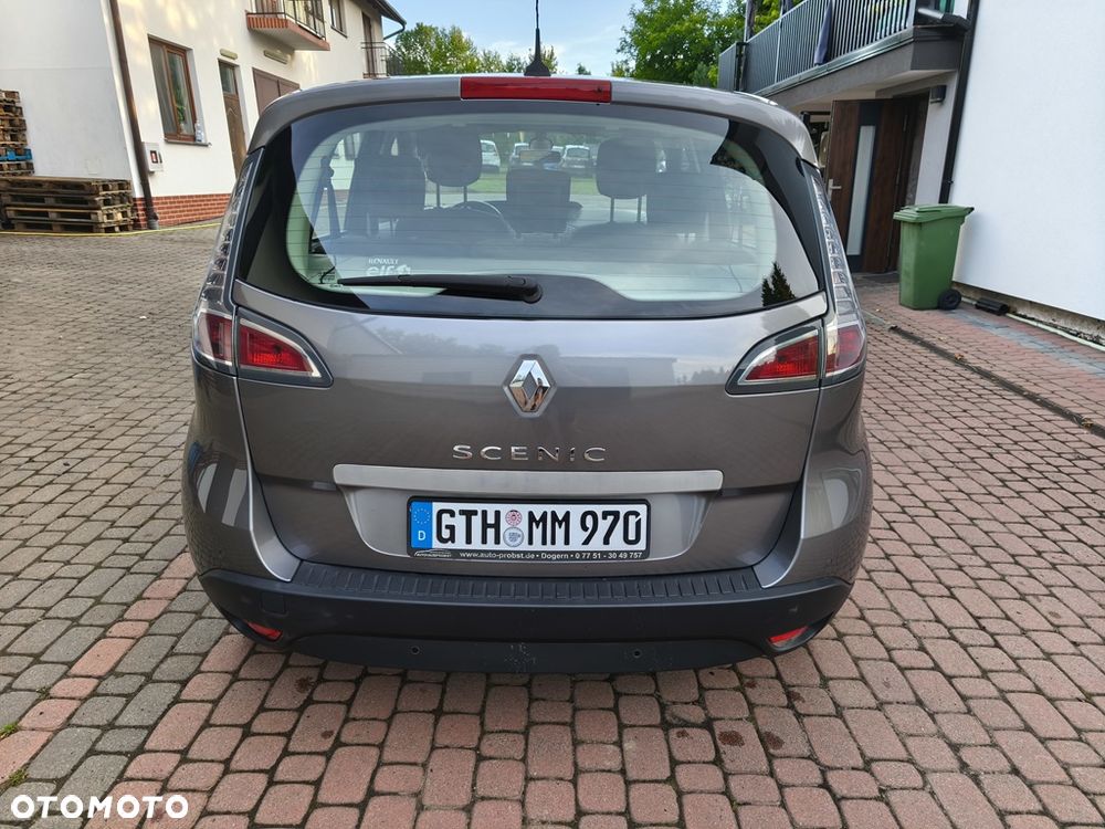 Renault Scenic 1.6 16V 110 TomTom Edition - 12