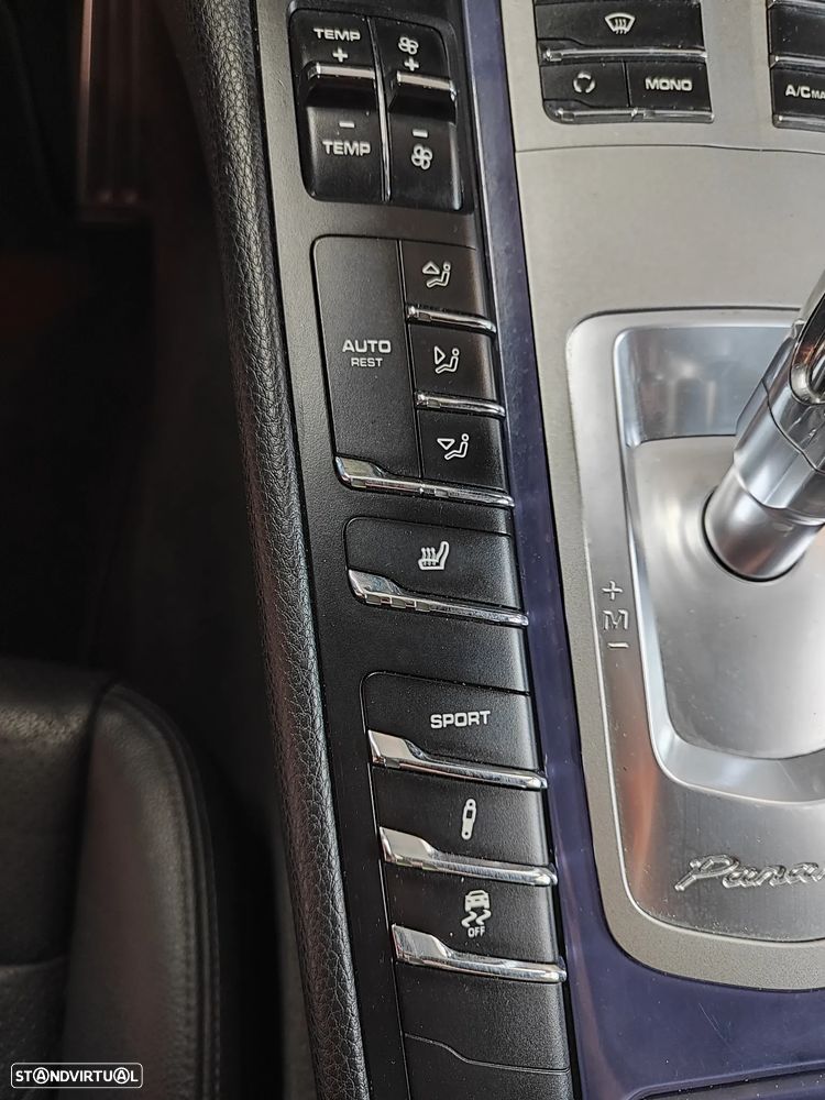 Porsche Panamera Platinum Edition - 39