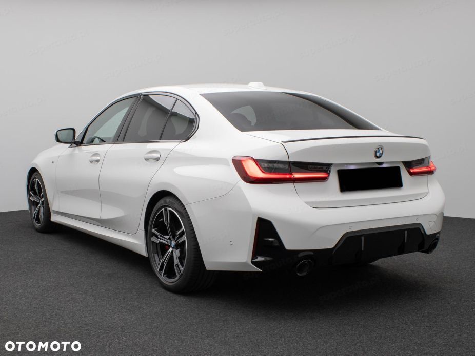 BMW Seria 3 320i xDrive M Sport sport - 4