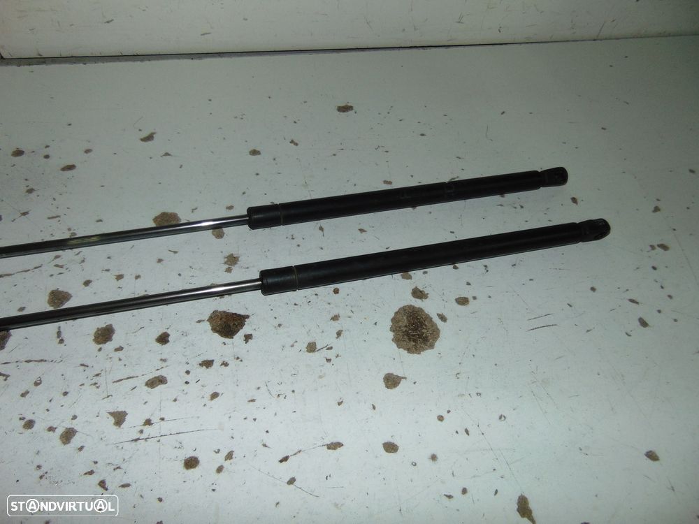 Mitsubishi space star/cargo amortecedores mala - 1